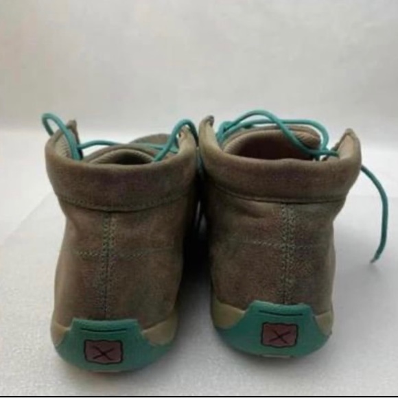 WOMEN'S
WORK CHUKKA DRIVING MOC - Picture 5 of 9